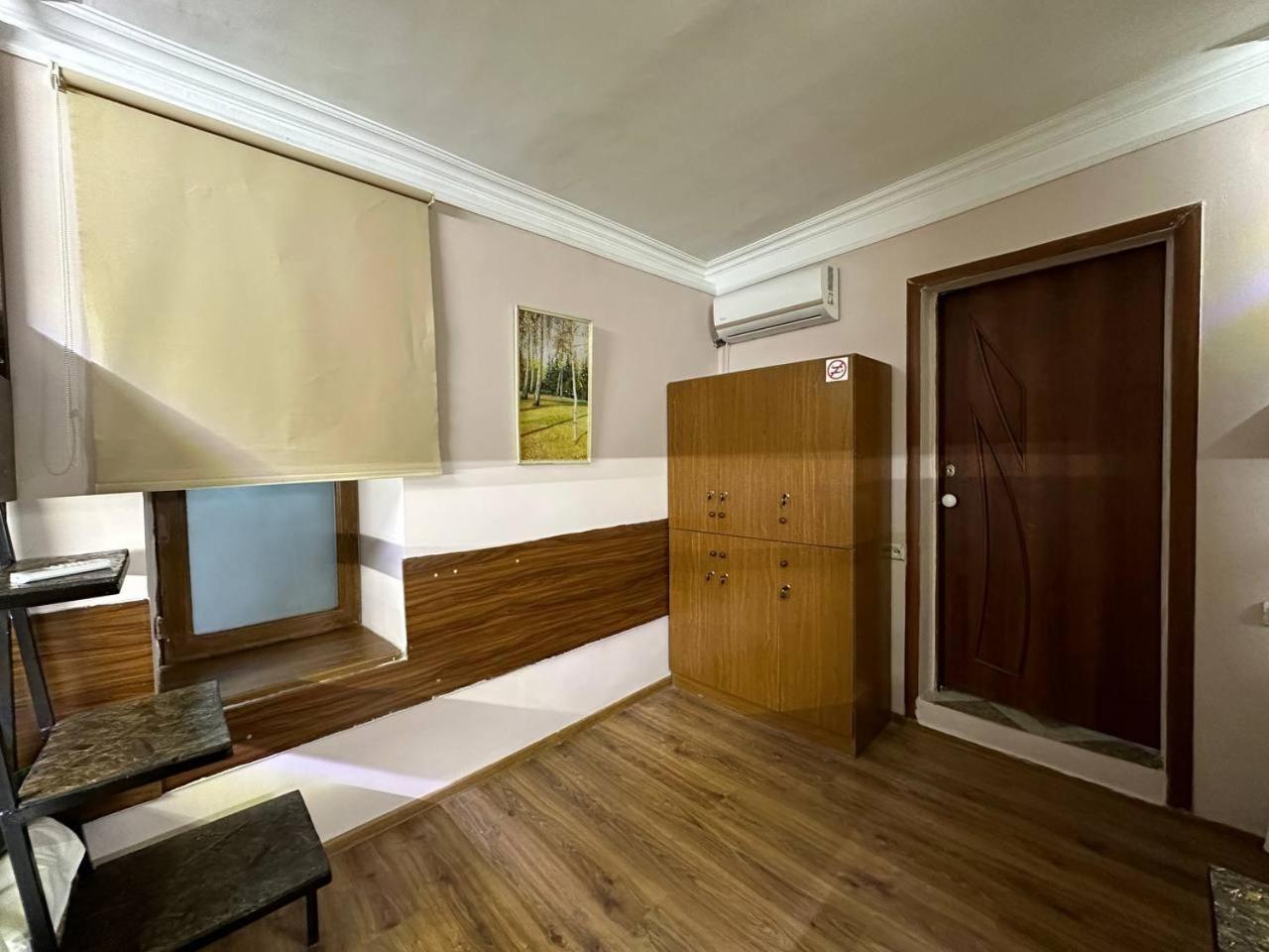 U Ashota Hotel Yerevan Exterior photo